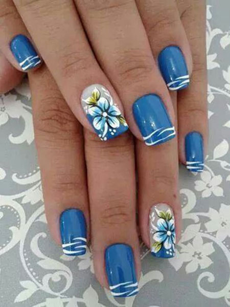 Blue Nail Design on Flowers, Blue Love Line Pretty