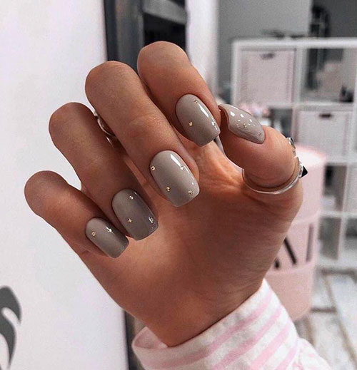 Short Tapered Square Nails