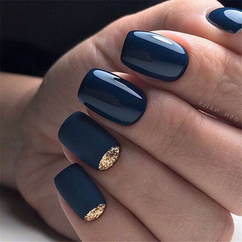 Nails Dark Blue